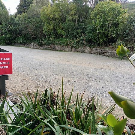 Junohall Backpackers Waitomo Caves Eksteriør billede