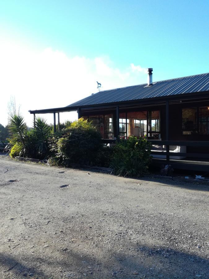 Junohall Backpackers Waitomo Caves Eksteriør billede